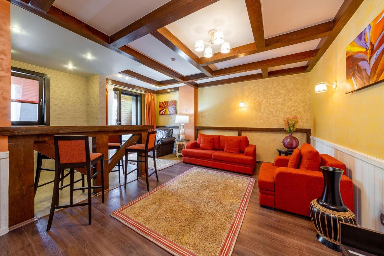Hotel Casa Freya à Buşteni Extérieur photo