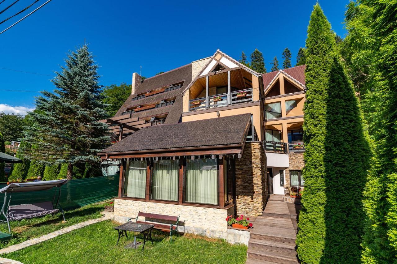 Hotel Casa Freya à Buşteni Extérieur photo