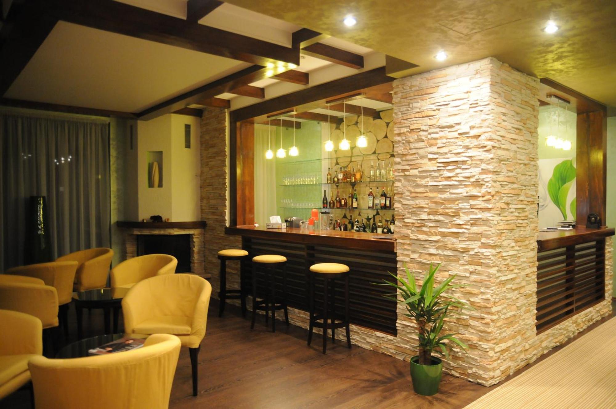 Hotel Casa Freya à Buşteni Extérieur photo